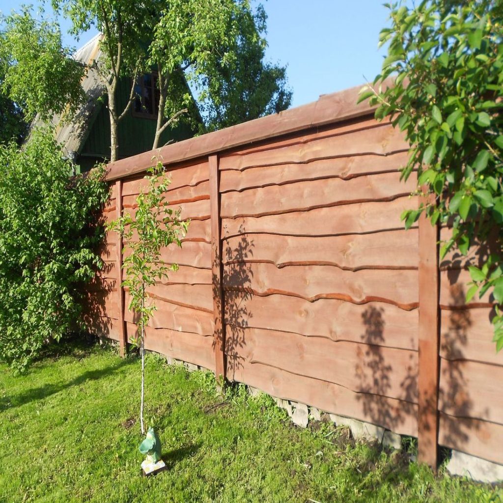 ограда из горбыля