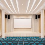 Актовый зал: сцена для любых идей